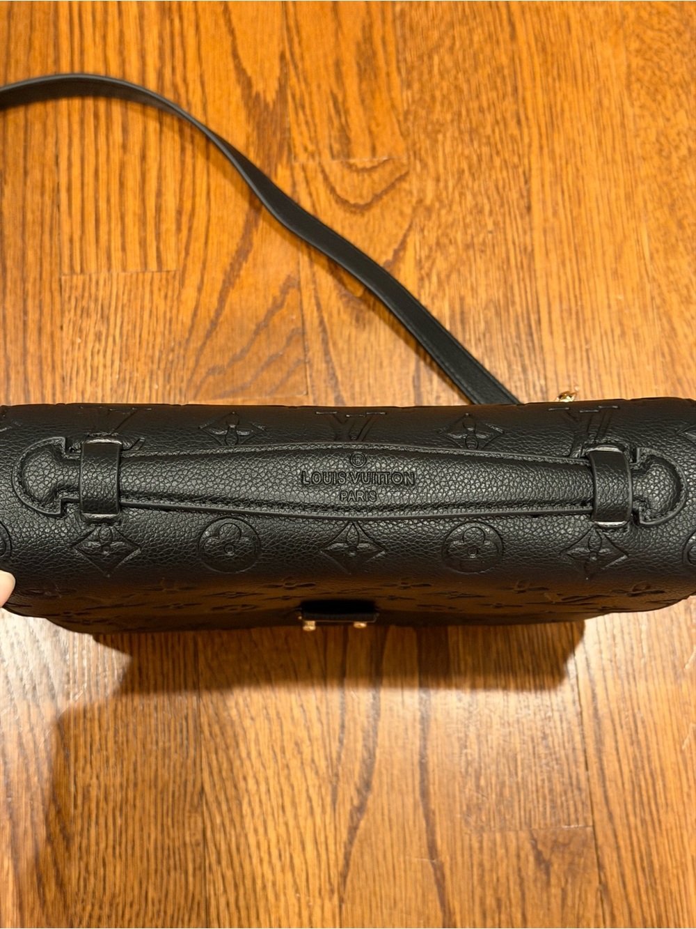 LV black crossbody - Picture 3 of 7